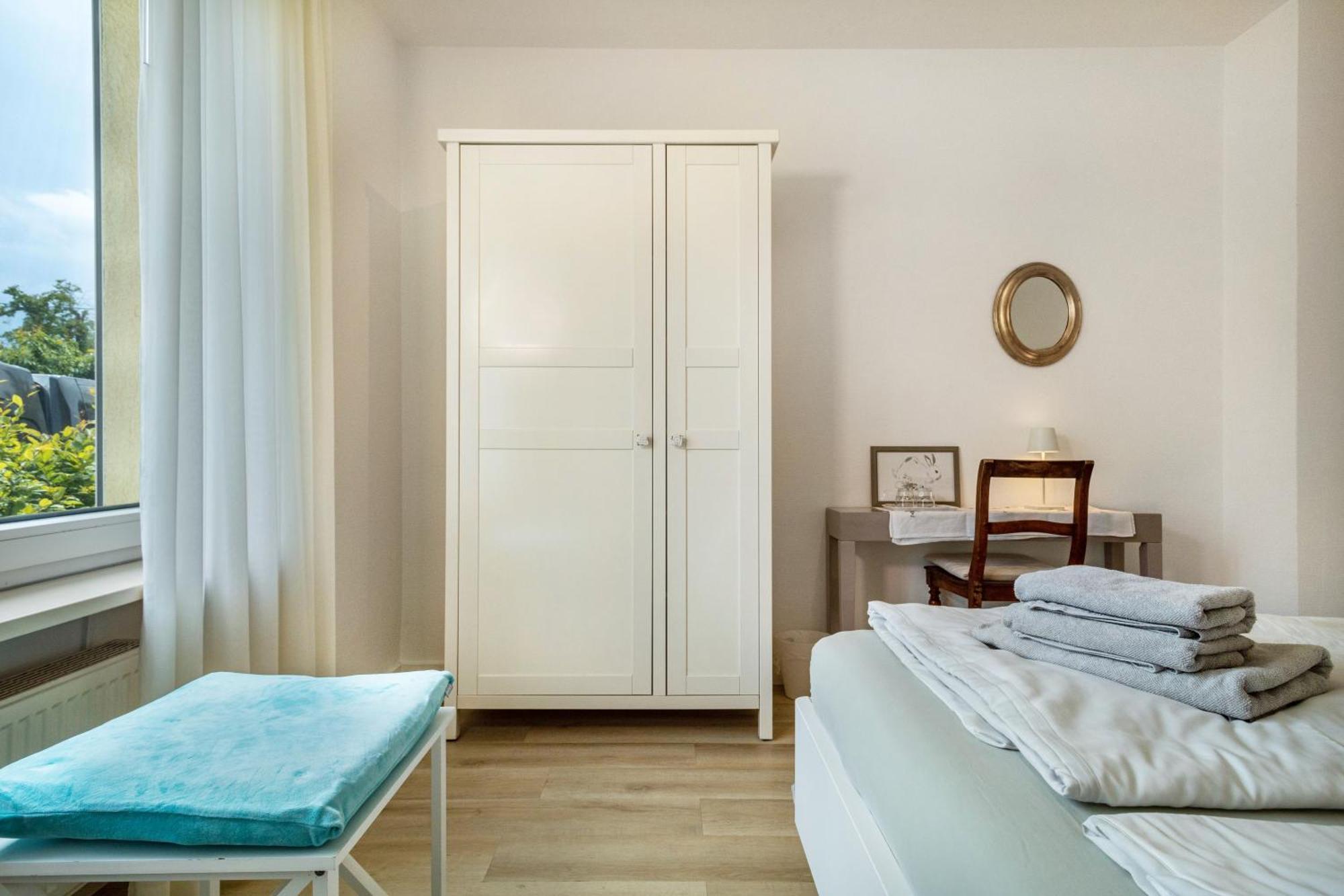 Gaestezimmer Cleo Ульдінген-Мюльгофен Екстер'єр фото